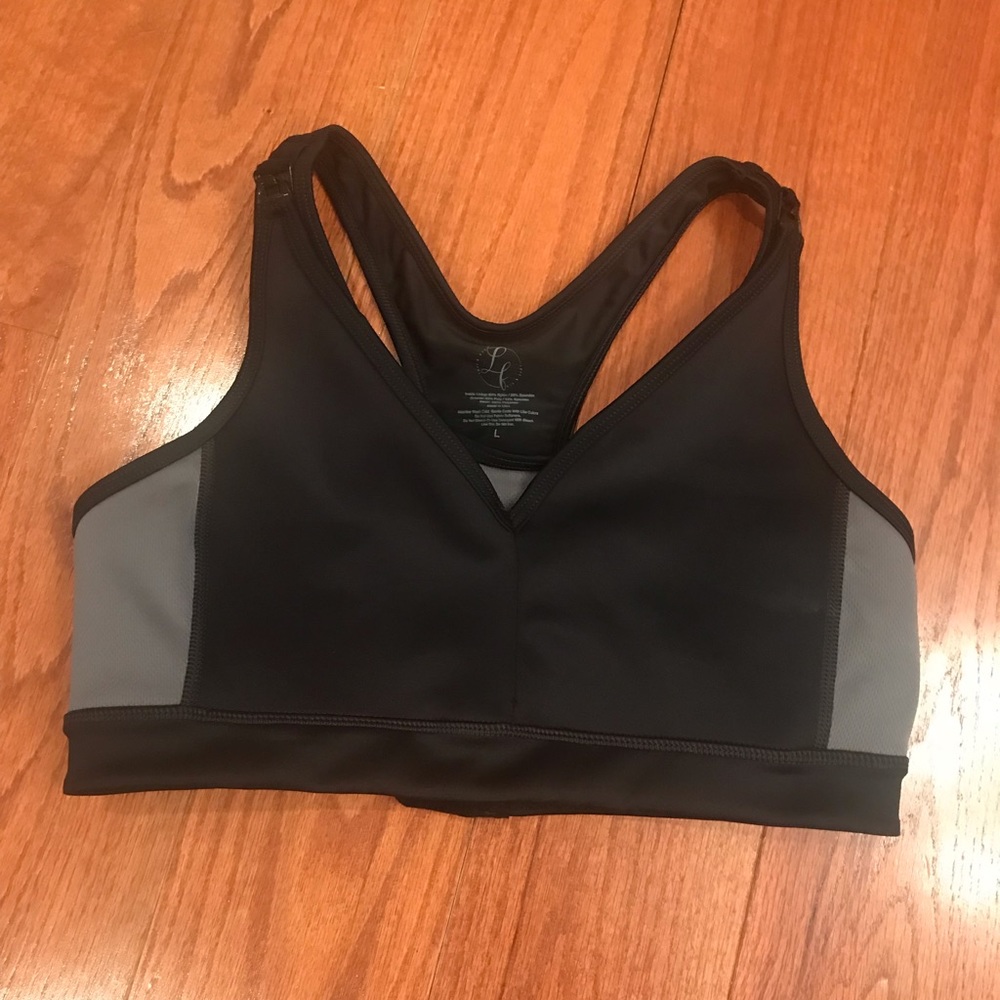 Nursing sports bra NWOT